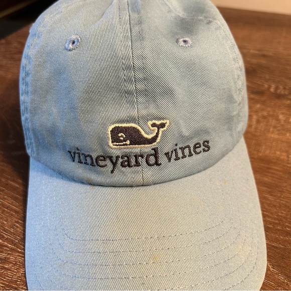 Vineyard Vines Light Blue Baseball Hat with Whale Logo Adjustable Strapback - Picture 2 of 6
